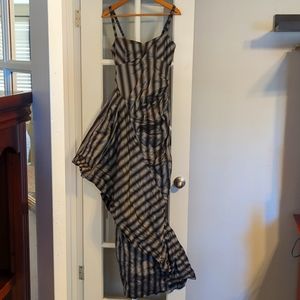 Nicole Miller Collection size 6 grey / black / silver designer dress!